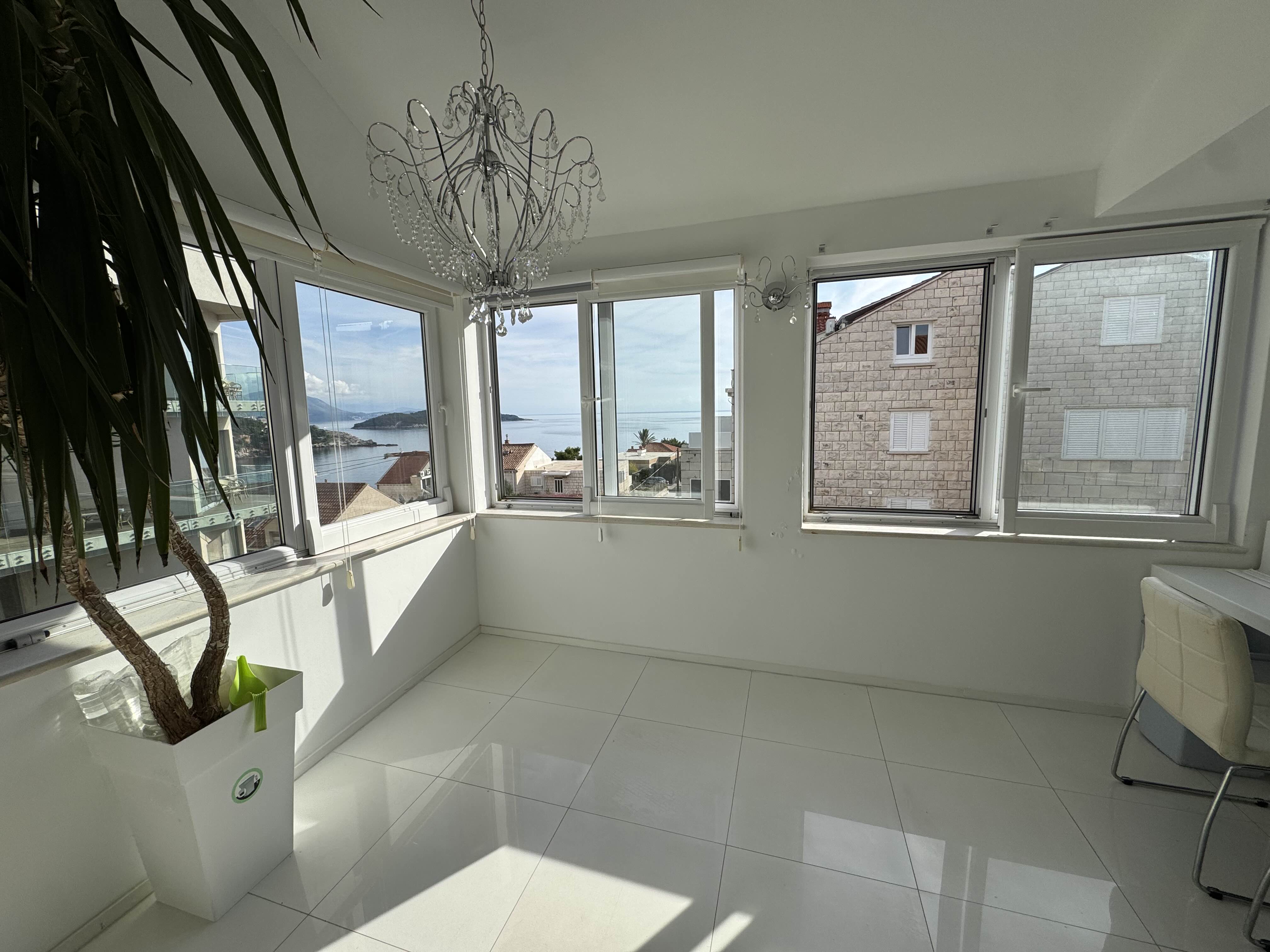 dvosoban stal alipasino A faza 59m2