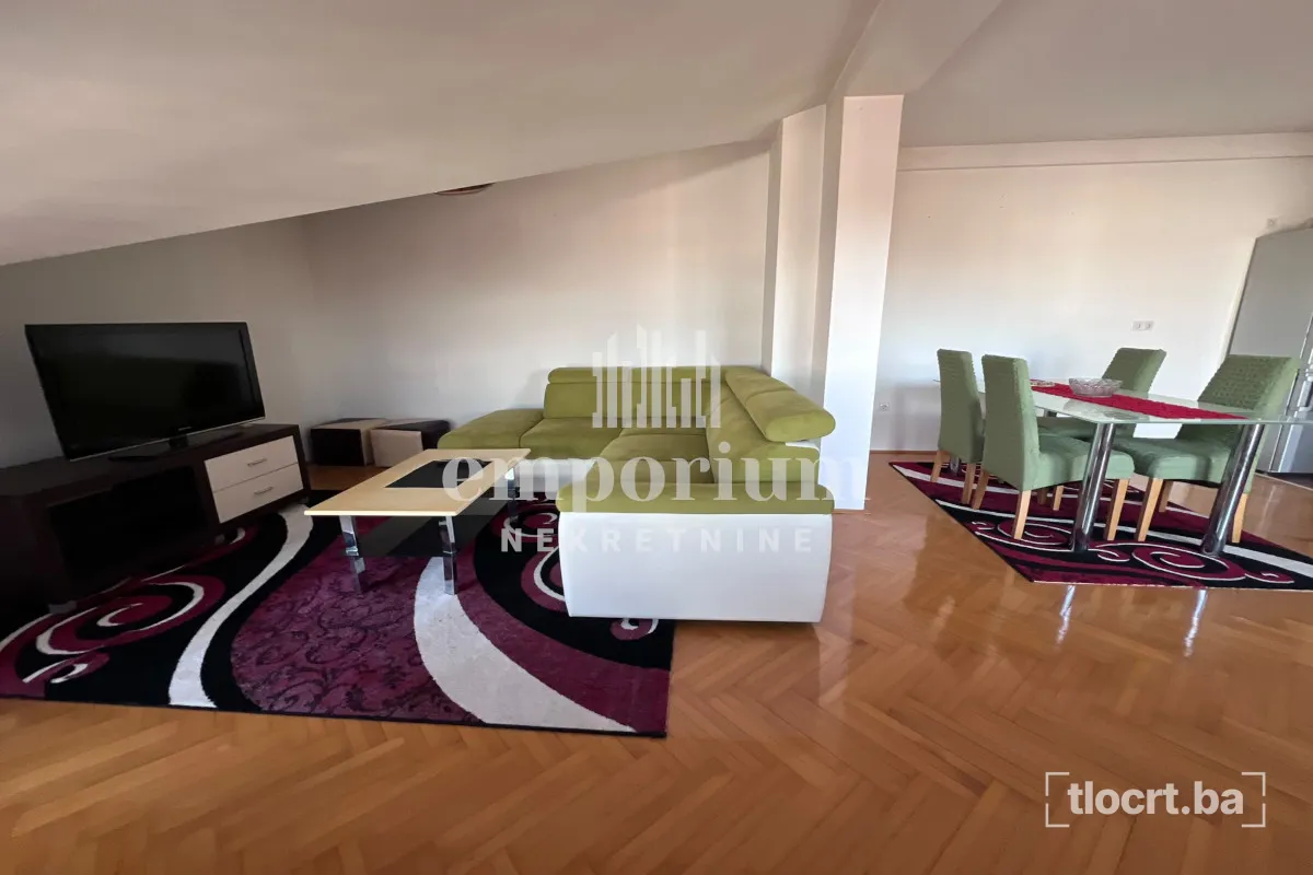 Trosoban stan 81 m² u strogom centru! ID:2816/IP 3