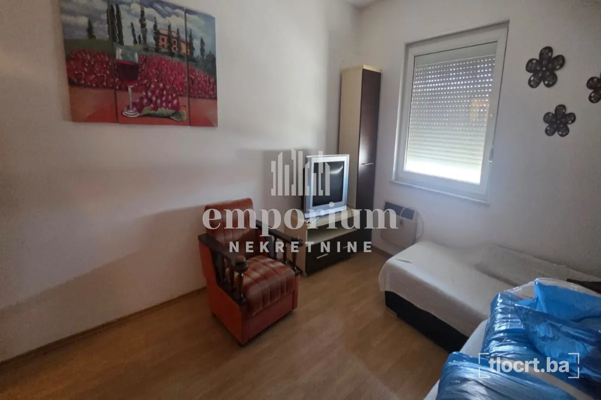 Namještena garsonjera 38 m², Ilićka ID:2807/BN 3