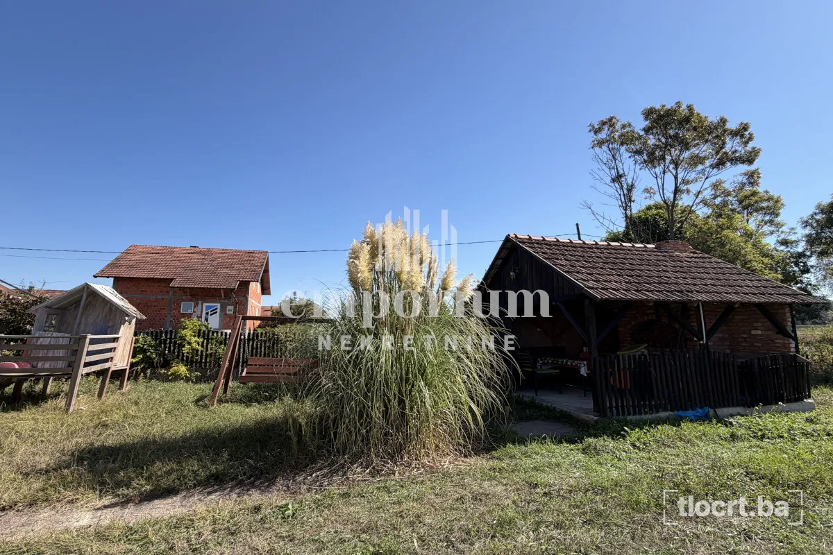 Vikendica 69 m² na placu od 5.470 m² u Vučilovcu ID:2812/IP 2