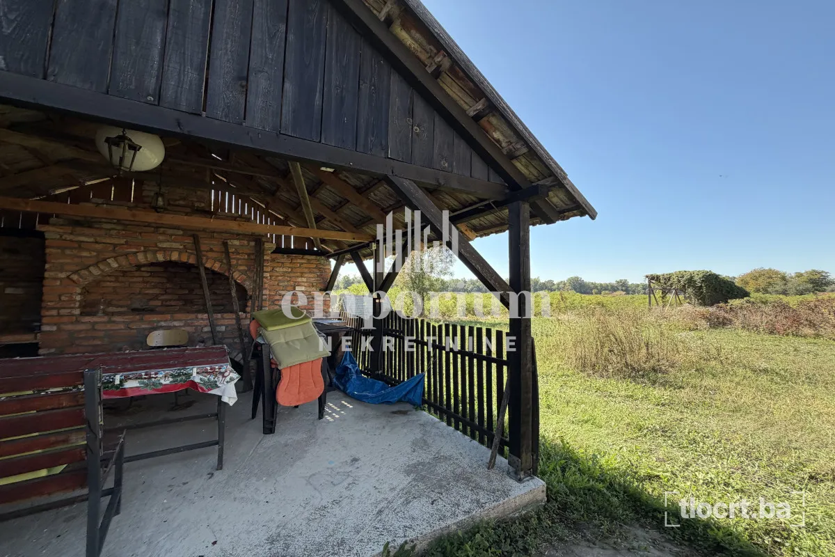 Vikendica 69 m² na placu od 5.470 m² u Vučilovcu ID:2812/IP 3
