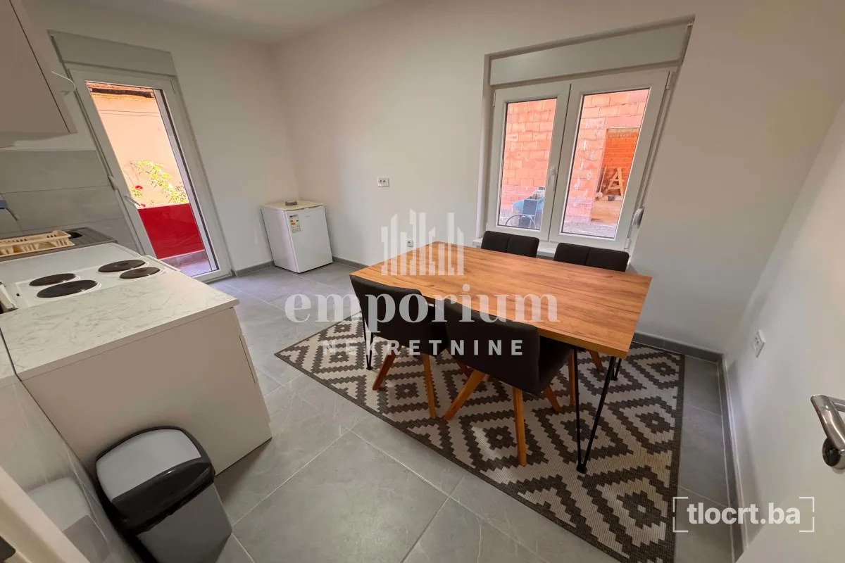 Kompletno renoviran i namješten dvosoban stan 53m² u centru ID:432/ENI 2