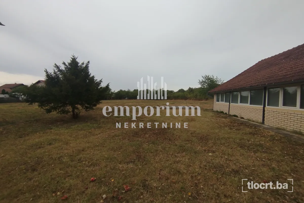 Kuća 56m² sa zemljištem površine 3.646m² ID: 2789/IP 2