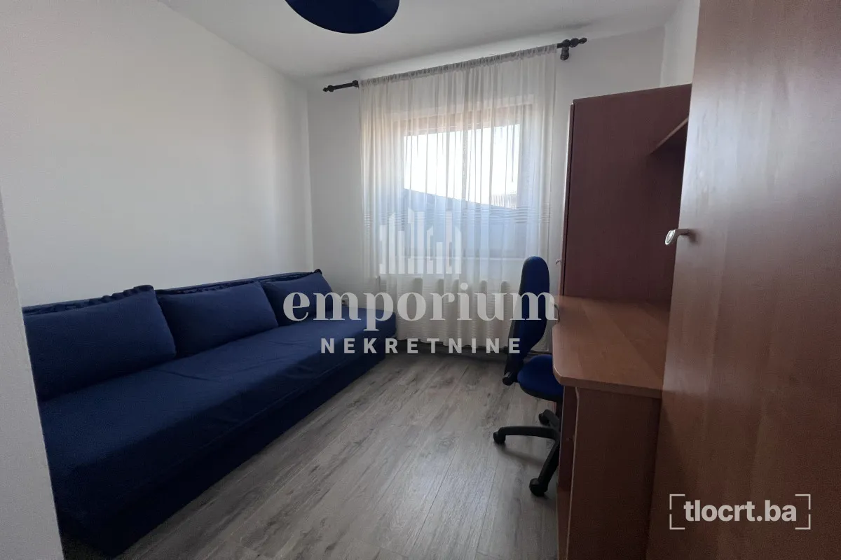 Dvoiposoban stan u centru površine 52m² ID: 2784/IP 3