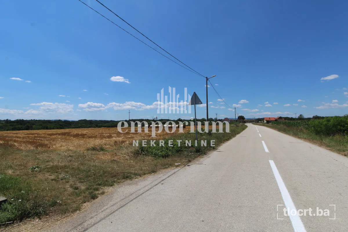 Poljoprivredno zemljište površine 15.825 m² u Sandićima ID: 2751/EN 2
