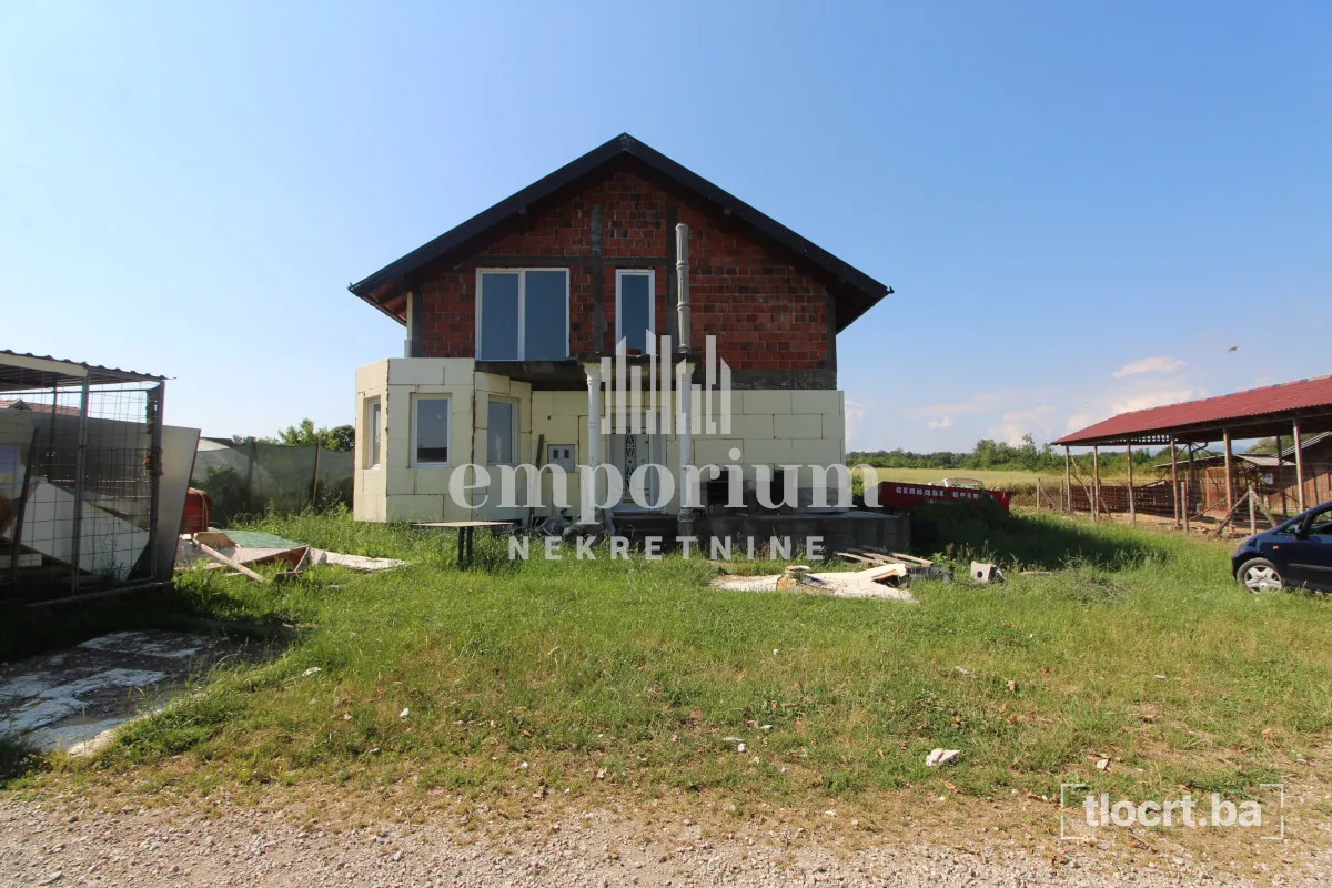 Nedovršena porodična kuća Pr+Pot od 100 m² na placu od 480 m² ID: 2747/EN 3