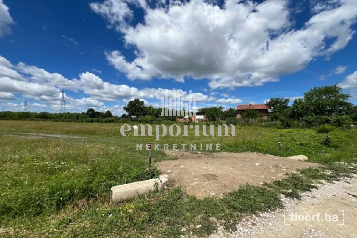 Zemljišna parcela uknjižene površine 7051m² ID:2731/EN 3